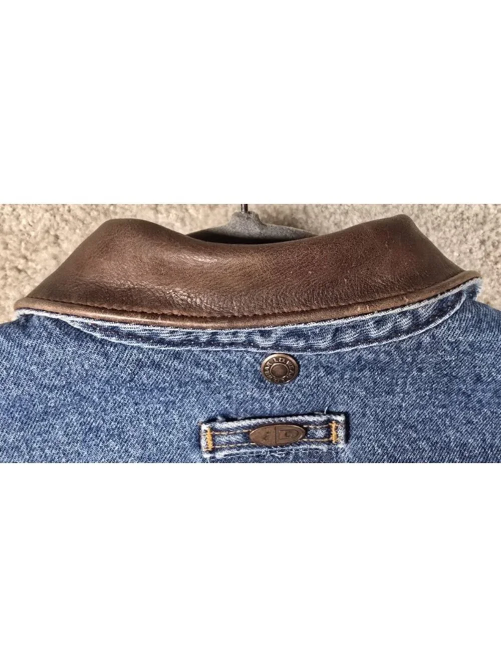 Vintage iD Wear Blue Jean Denim Southwestern Liner Jacket Coat Canada Made Men M